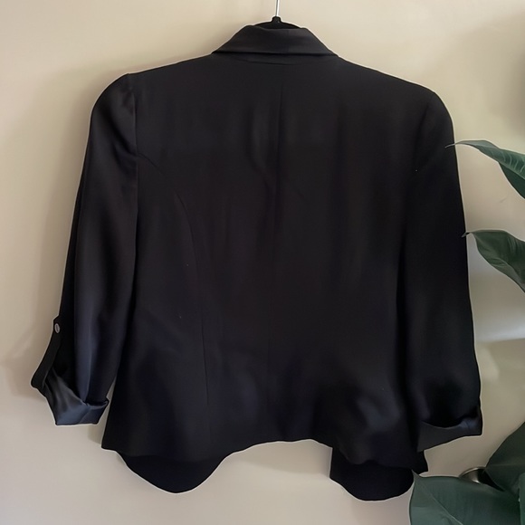 4Hawthorn Cropped Blazer Jacket - Picture 2 of 5